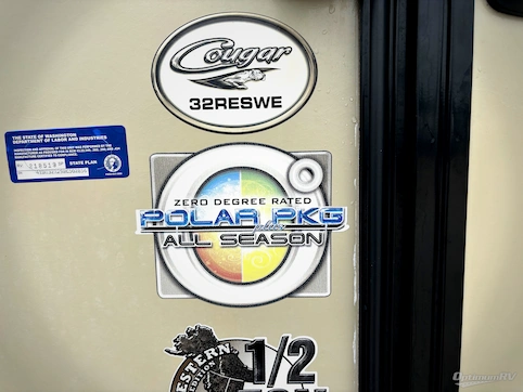 2017 Keystone Cougar Half-Ton Series 32RESWE RV Photo 2