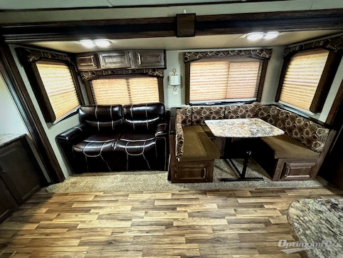 2017 Keystone Cougar Half-Ton Series 32RESWE RV Photo 3