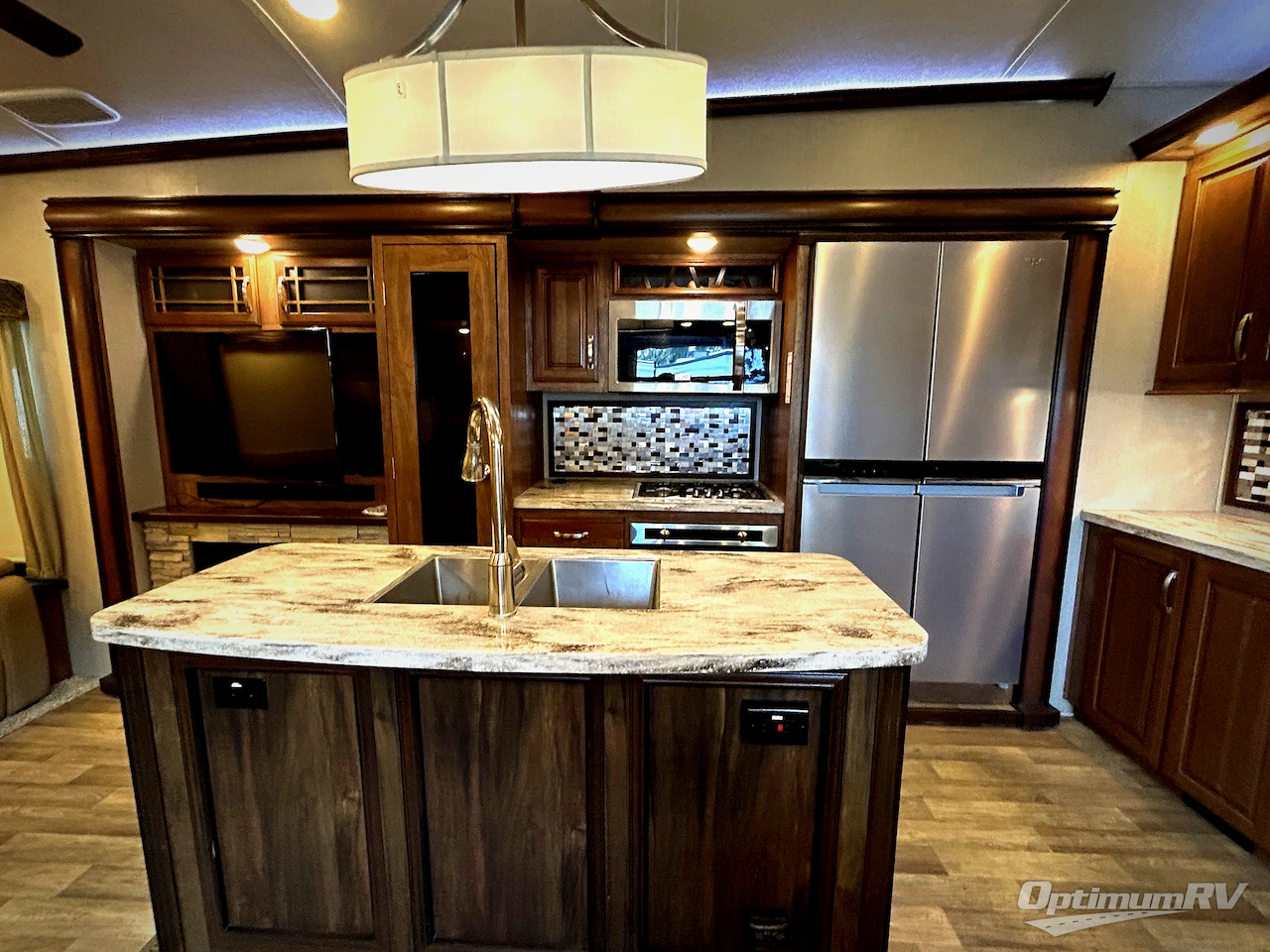 2017 Keystone Montana 3810MS Photo 6