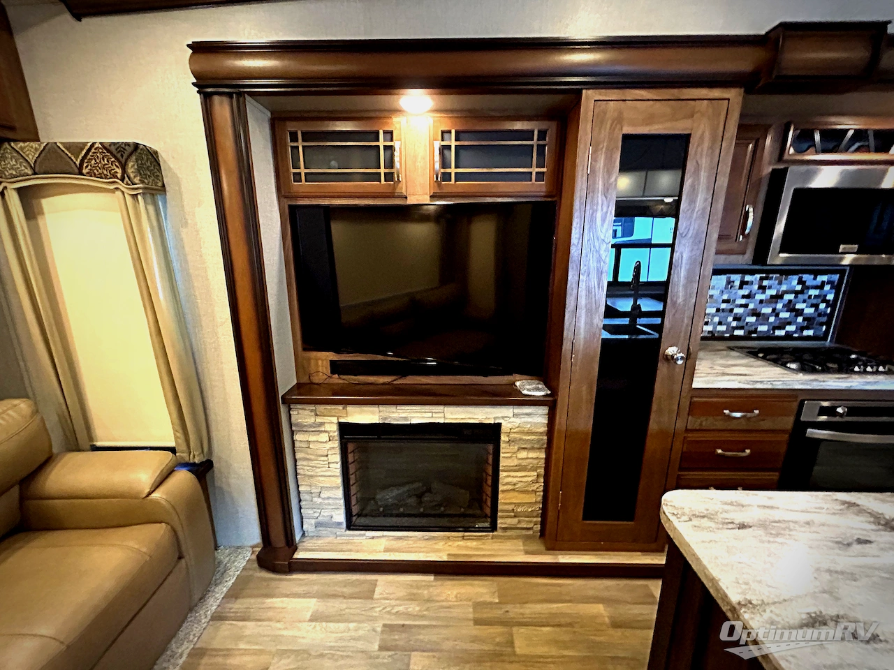 2017 Keystone Montana 3810MS Photo 19
