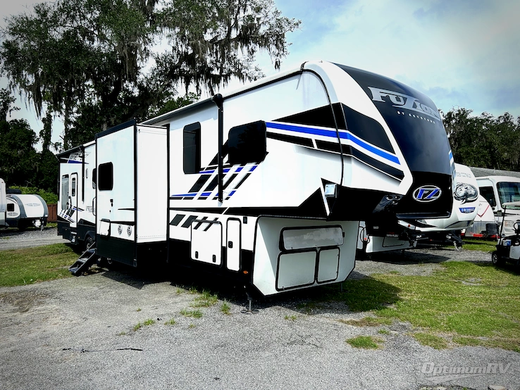 2023 Keystone Fuzion 421 RV Photo 1