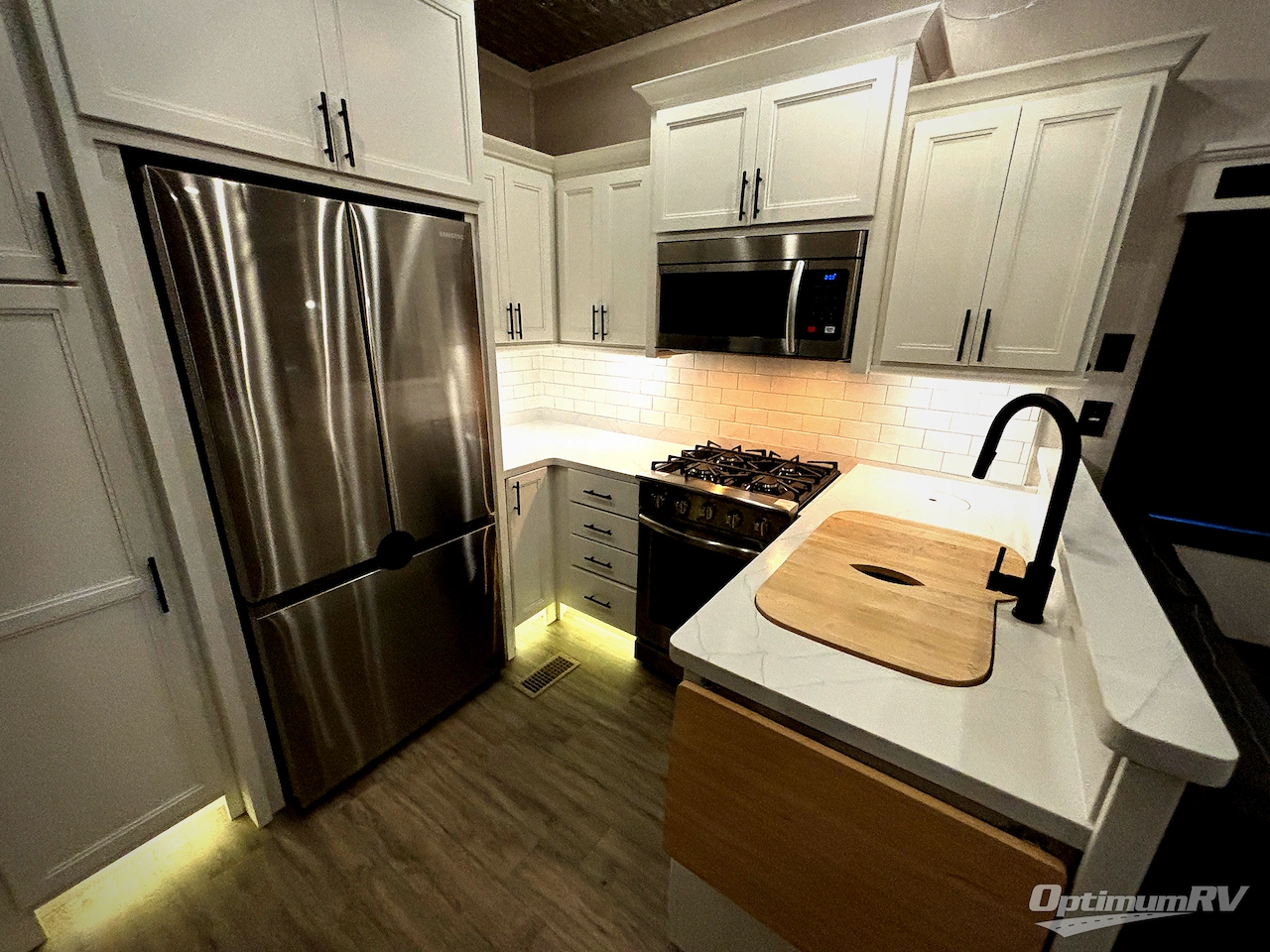 2022 Forest River RiverStone Reserve Series 3850RK Photo 6