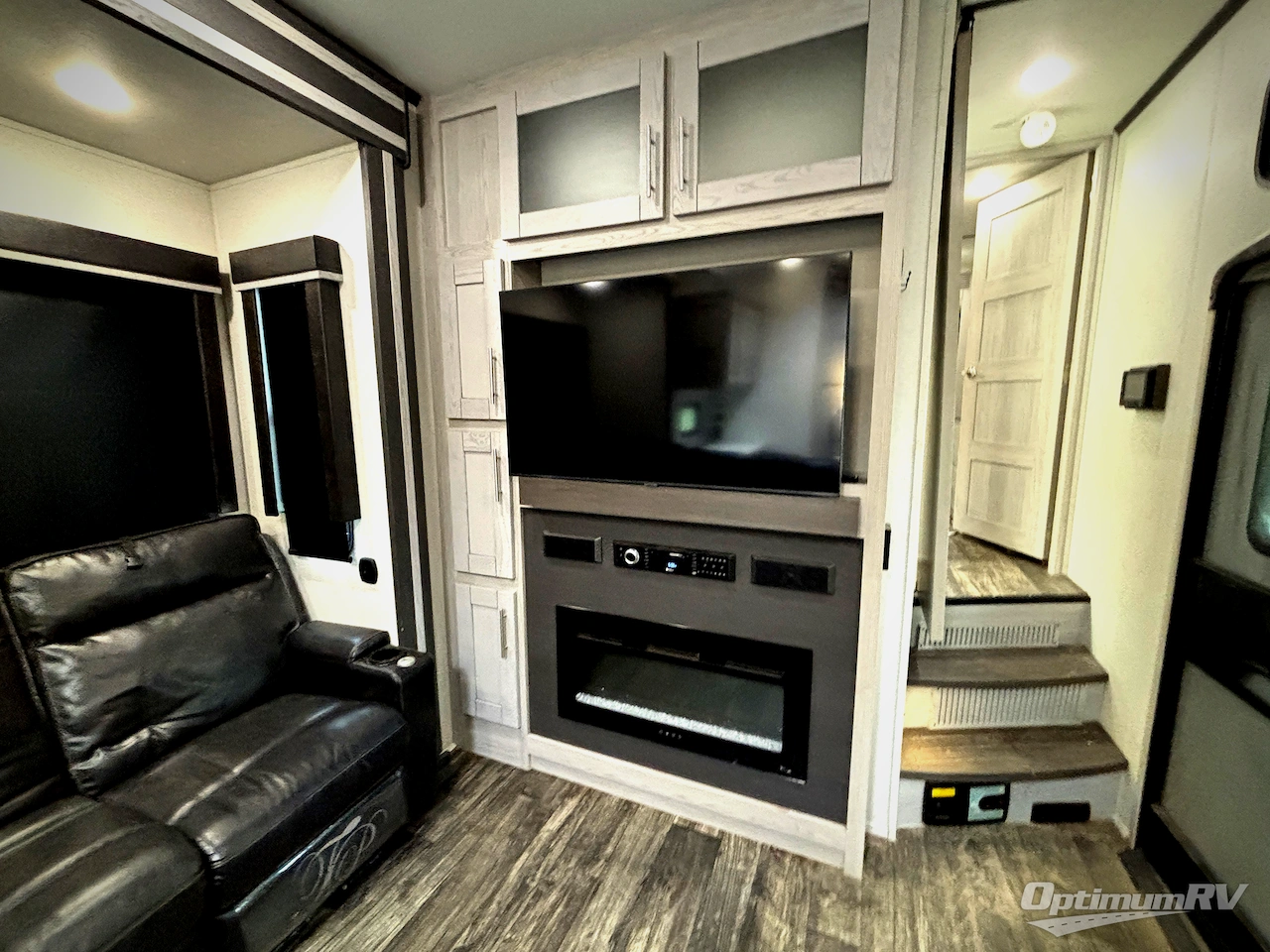 2022 Keystone Fuzion 430 Photo 15