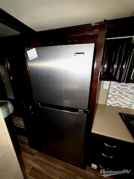 2017 Thor Quantum PD31 RV Photo 4