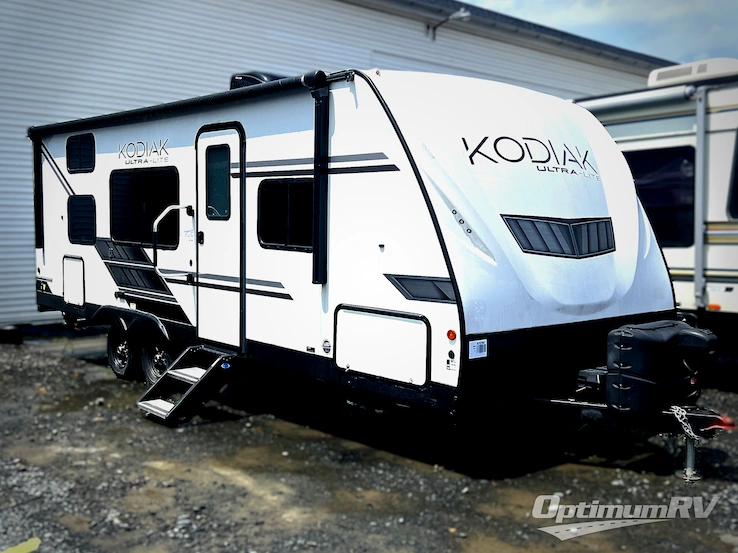 2022 Dutchmen Kodiak Ultra-Lite 227BH RV Photo 1