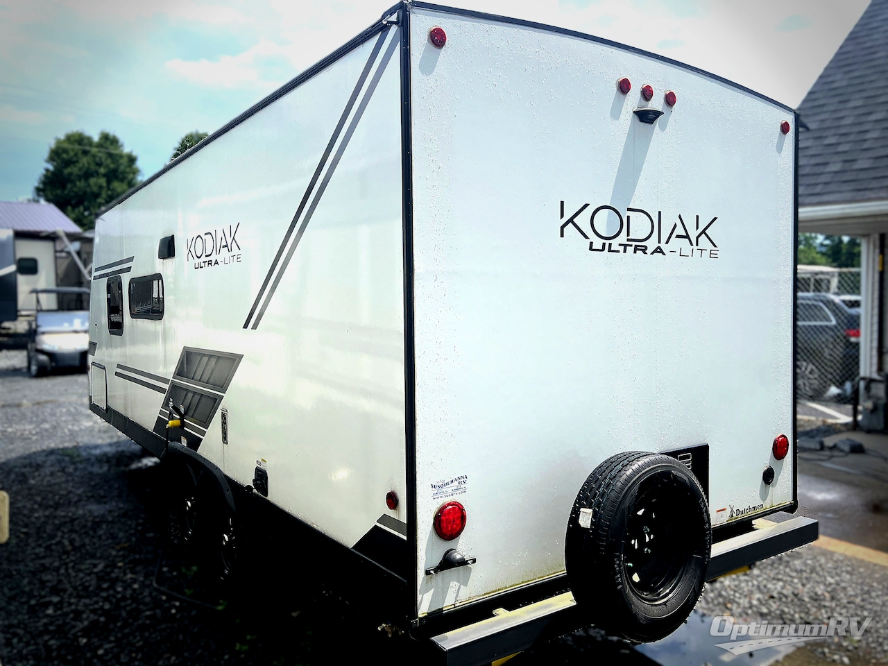 2022 Dutchmen Kodiak Ultra-Lite 227BH Photo 2