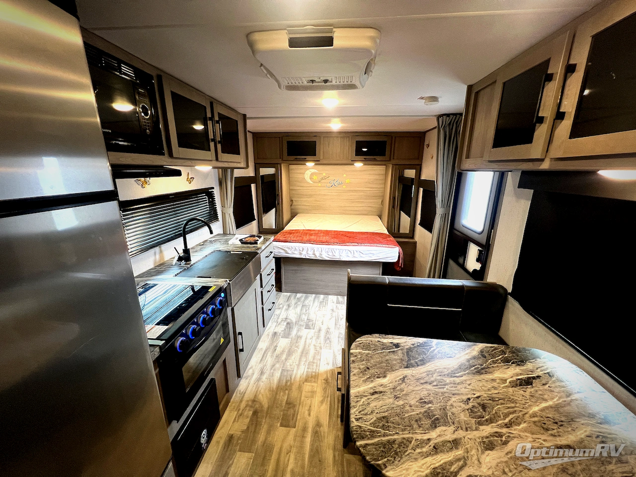 2022 Dutchmen Kodiak Ultra-Lite 227BH Photo 4