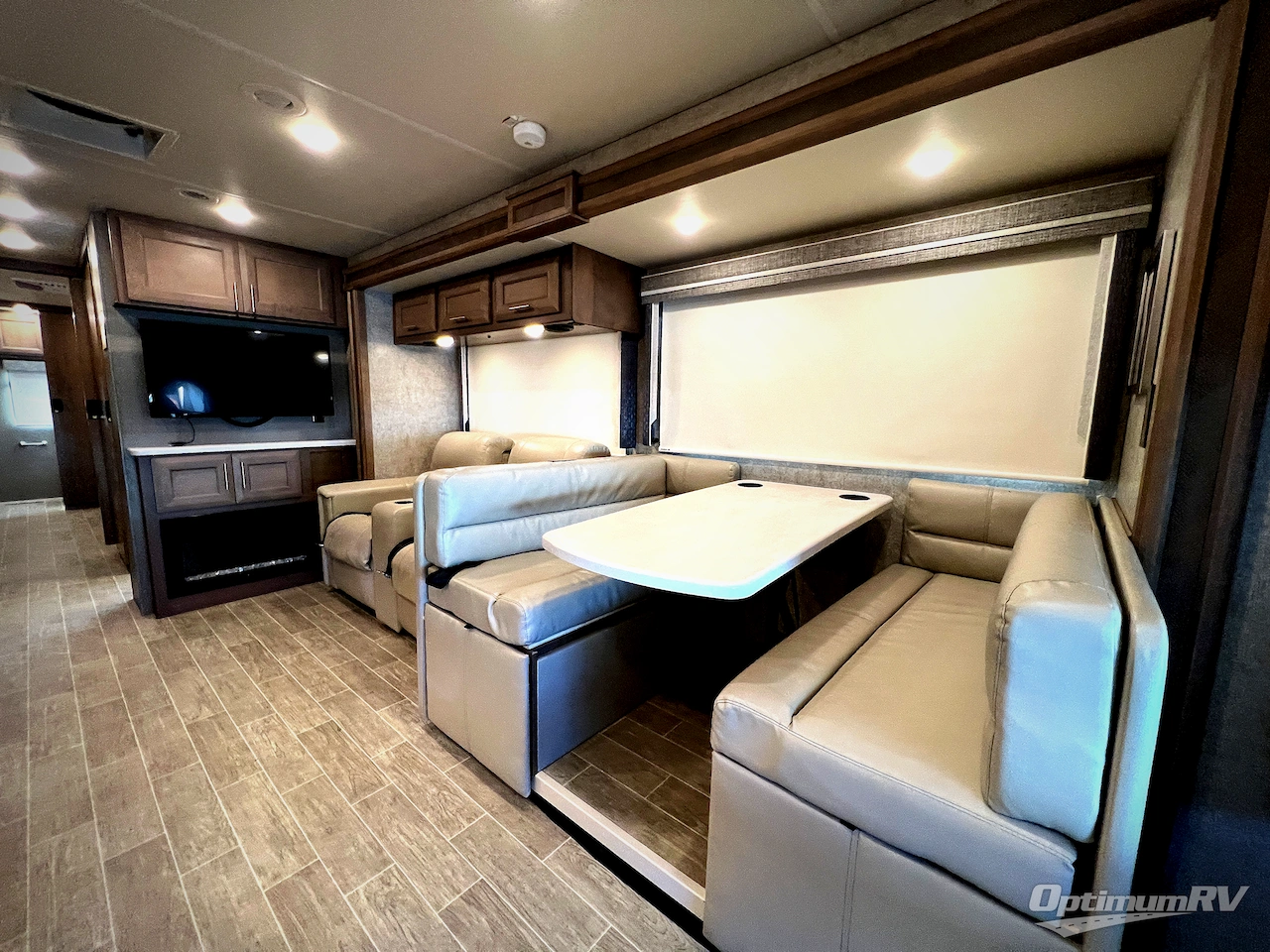 2022 Thor Miramar 37.1 Photo 13