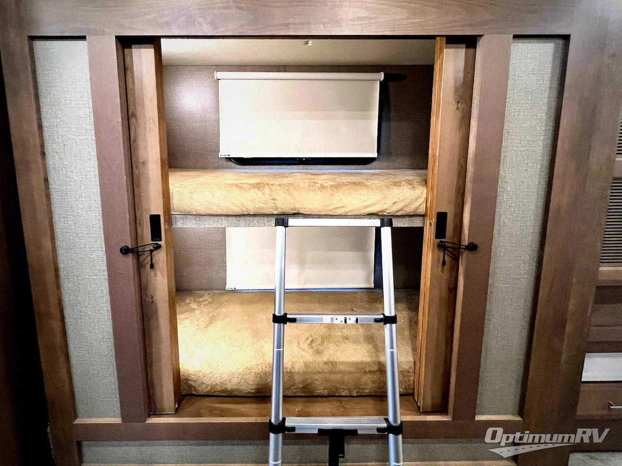 2022 Thor Miramar 37.1 Photo 34