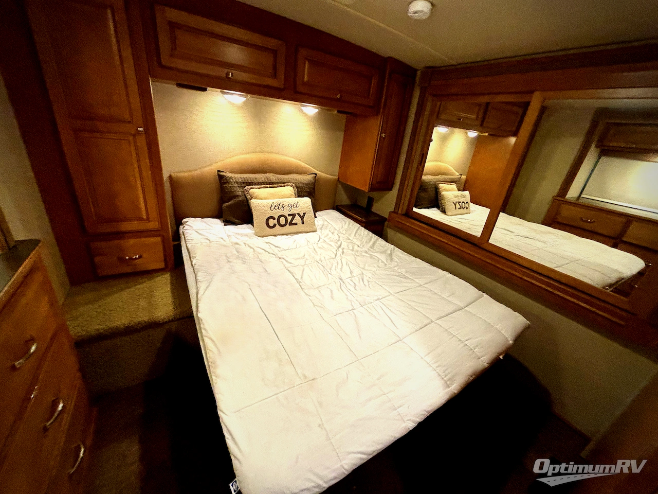 2014 Winnebago Vista 35F Photo 16