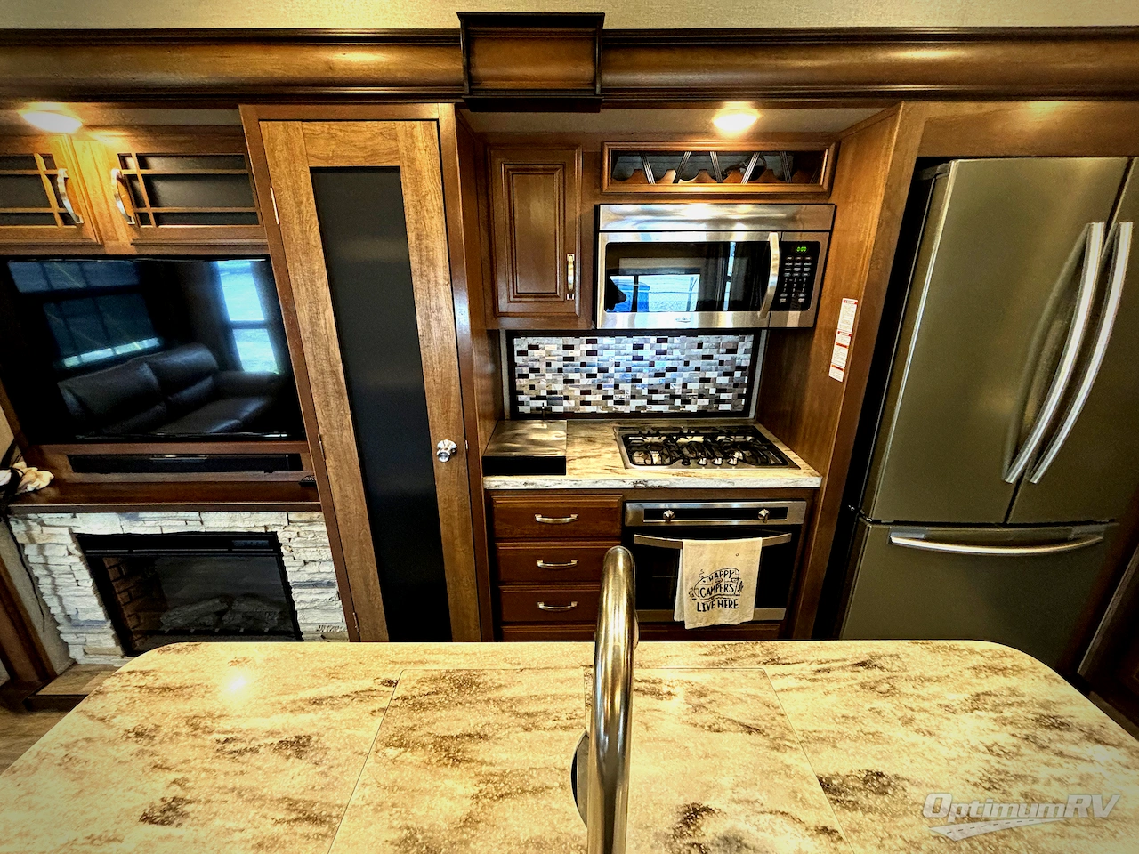 2017 Keystone Montana 3921 FB Photo 10