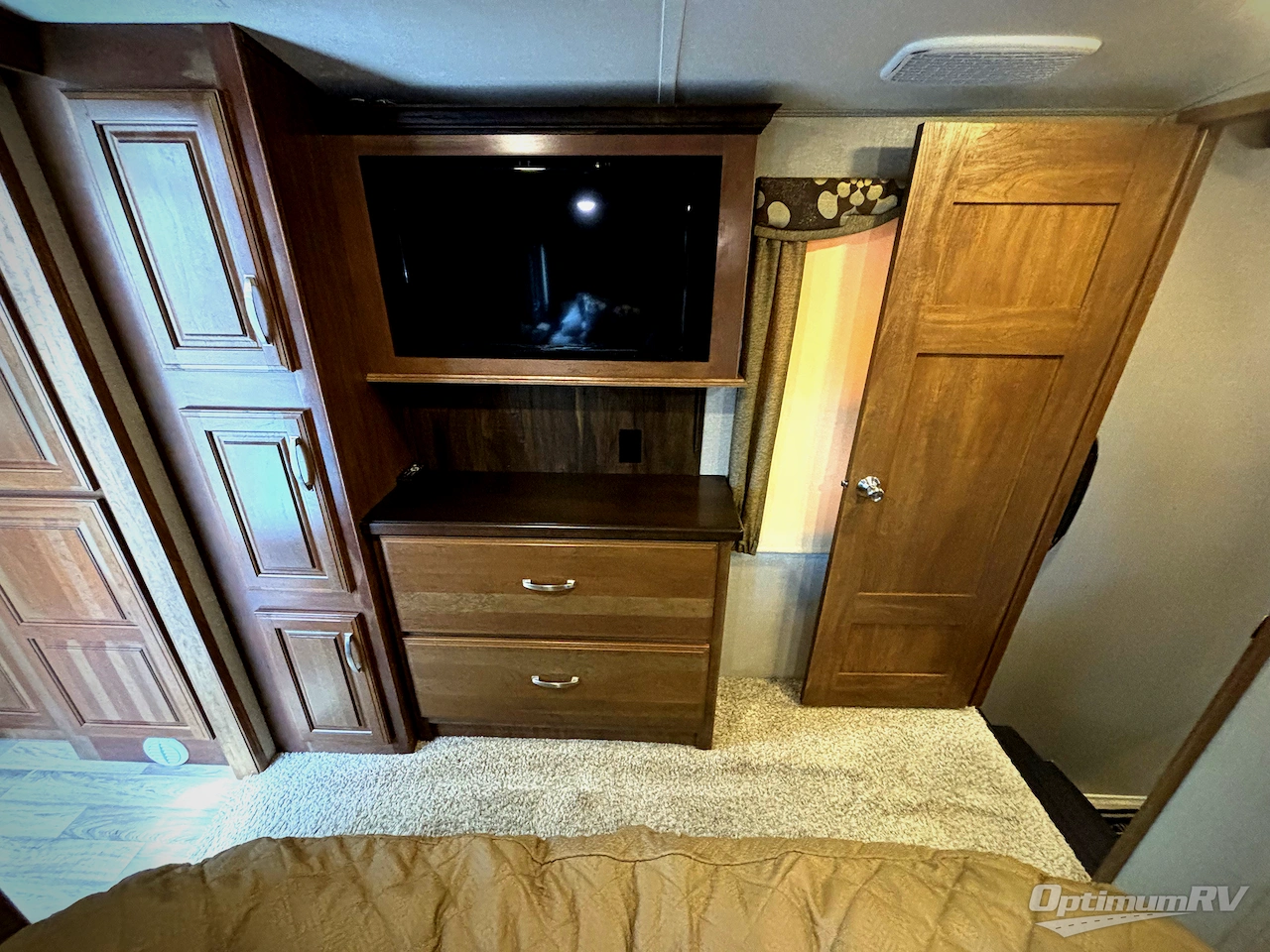 2017 Keystone Montana 3921 FB Photo 12