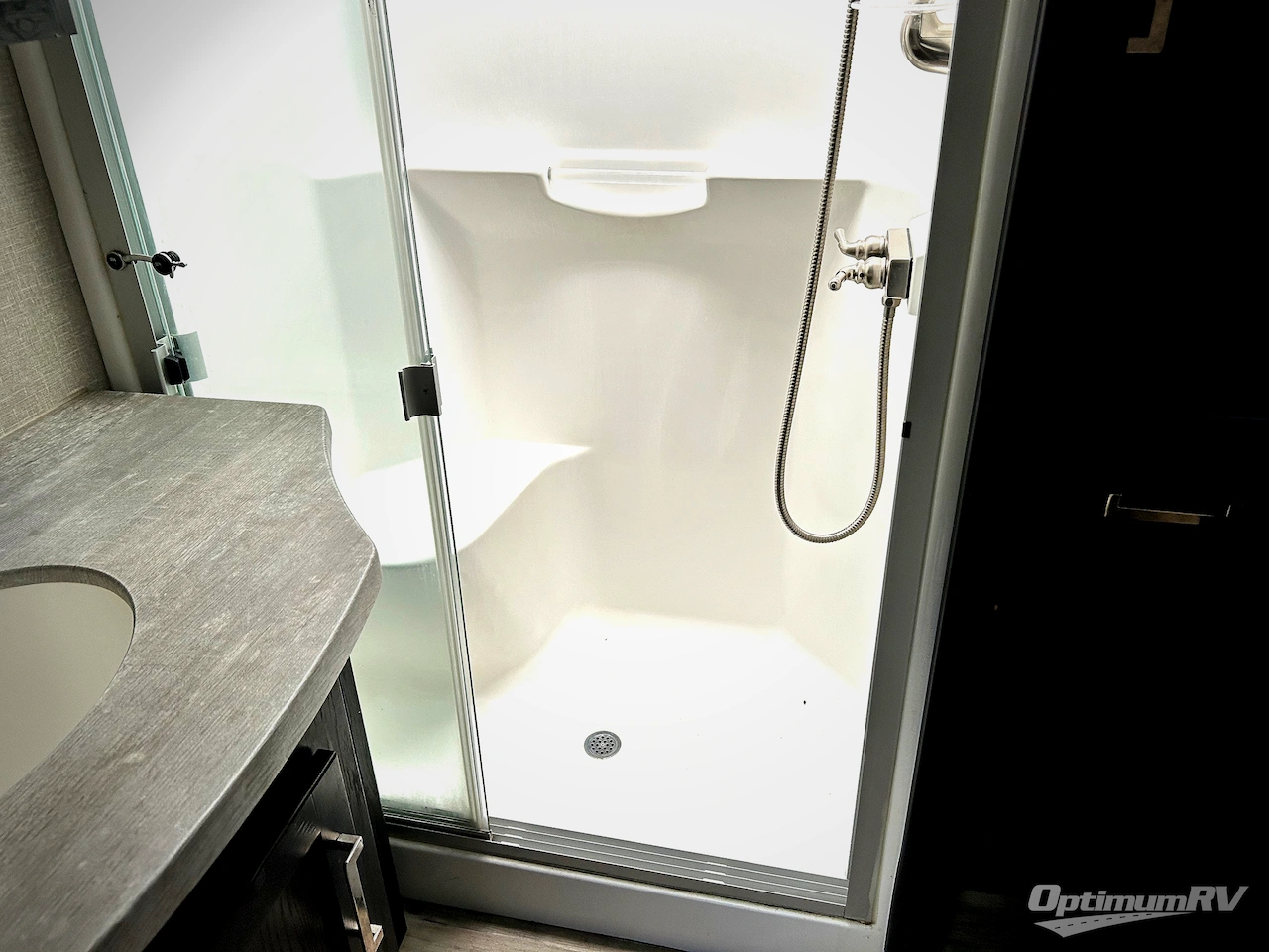 2019 Keystone Fuzion 373 Photo 24