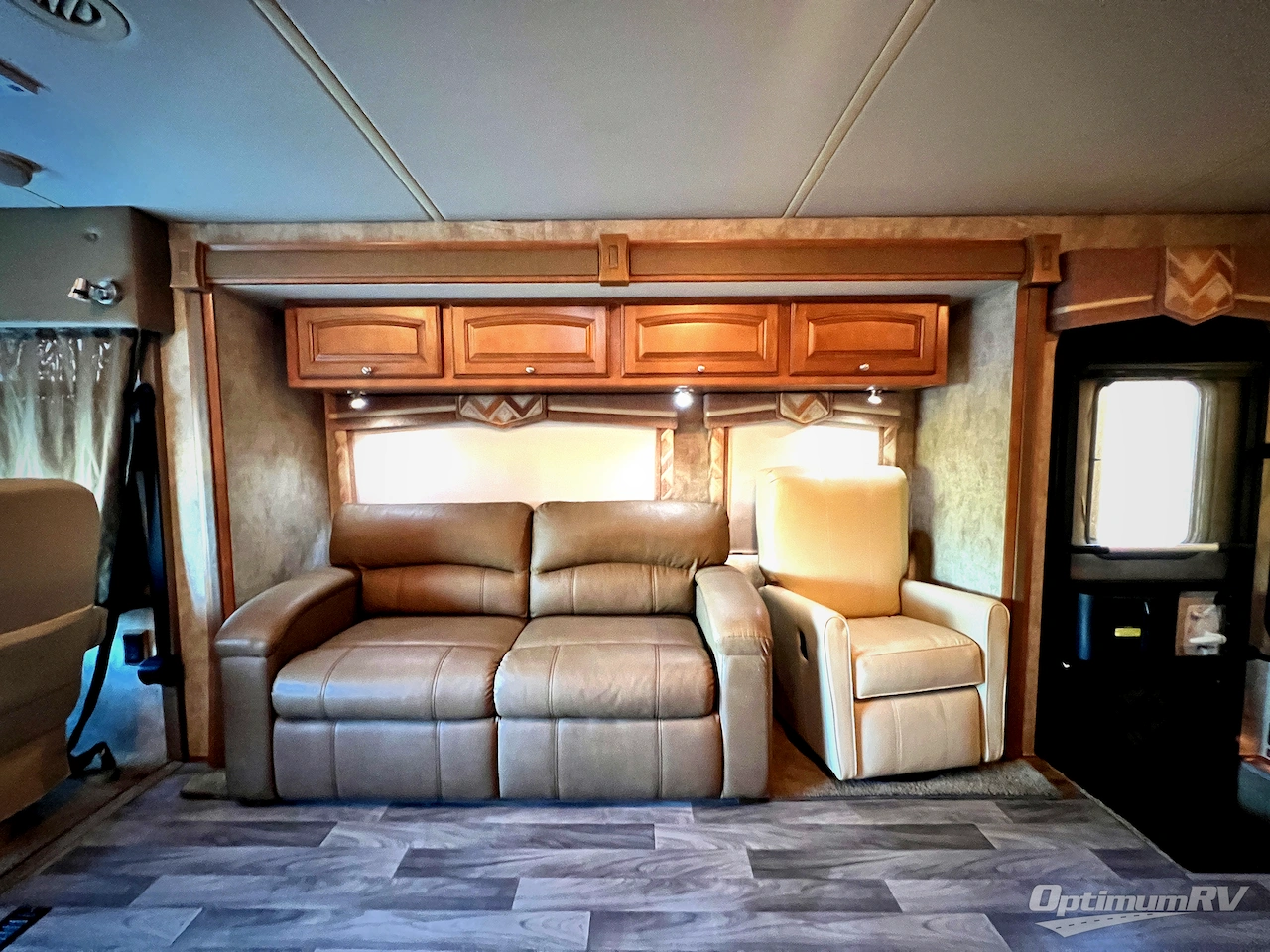 2012 Winnebago Sightseer 33C Photo 14