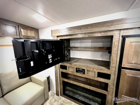 2022 Forest River Flagstaff Super Lite 29RLBS RV Photo 2