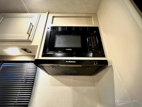 2024 Keystone Cougar Half-Ton 26RBS RV Photo 4