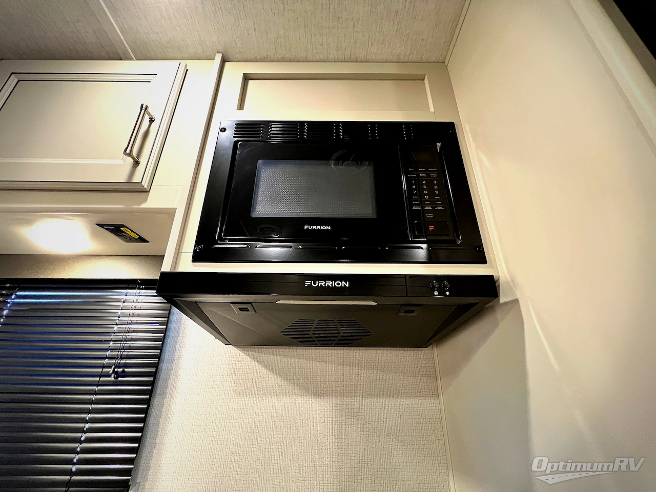 2024 Keystone Cougar Half-Ton 26RBS Photo 13