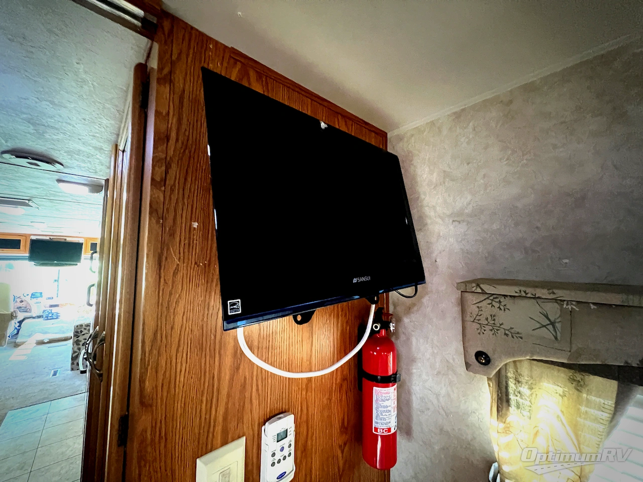 2004 Damon Daybreak 3270 Photo 25