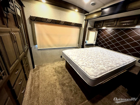 2018 Keystone Montana 3820FK RV Photo 4