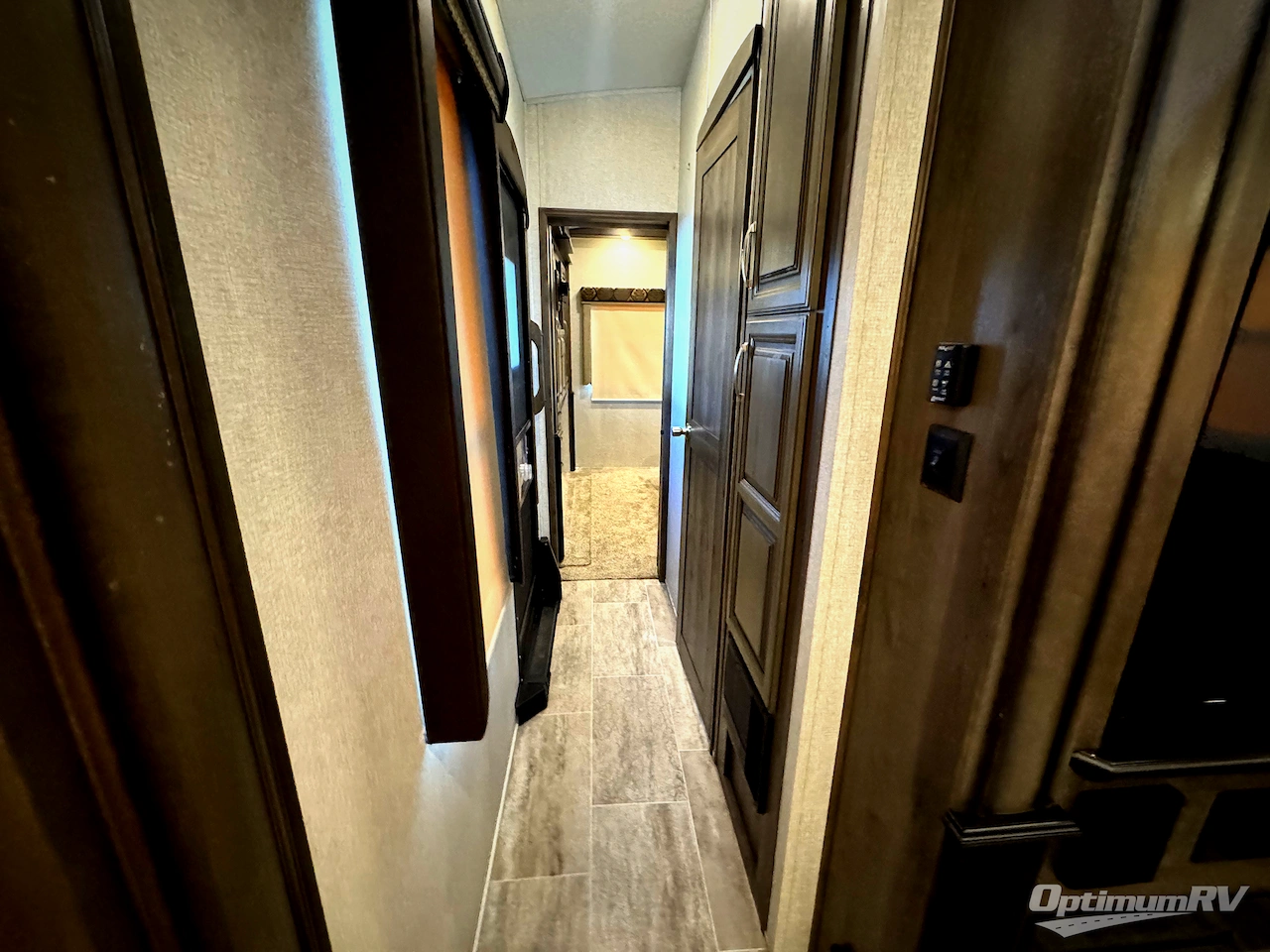 2018 Keystone Montana 3820FK Photo 13