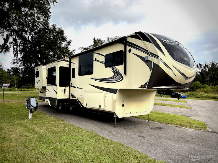2020 Grand Design Solitude 390RK RV Photo 1