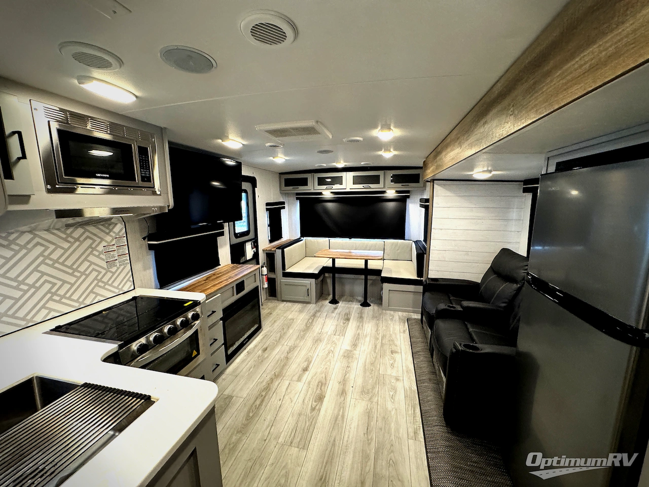 2023 Heartland North Trail 26RLX Photo 4