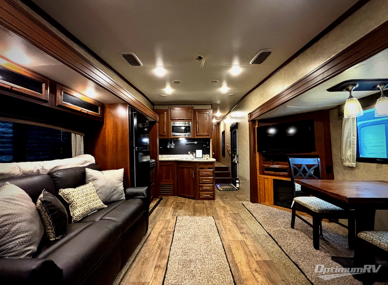 2018 Jayco Eagle HT 30.5 MBOK Photo 4