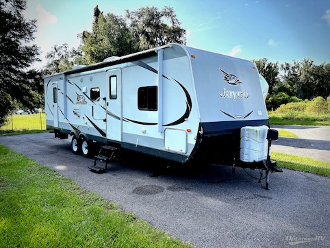 Used 2014 Jayco Jay Flight 28BHBE Featured Photo