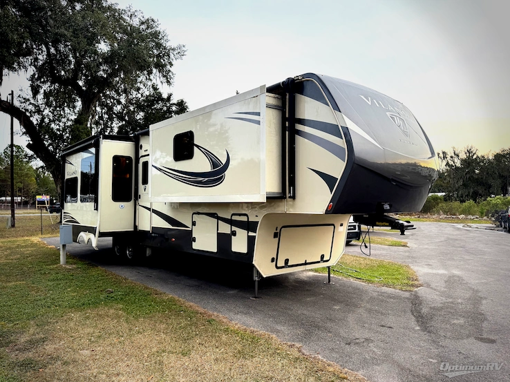 2021 VanLeigh Vilano 369FB RV Photo 1