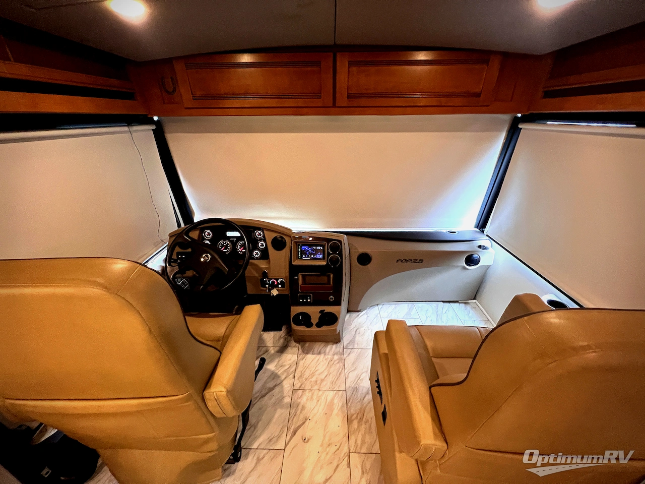 2017 Winnebago Forza 34T Photo 5