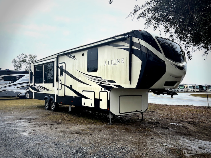 2019 Keystone alpine 3650RL RV Photo 1