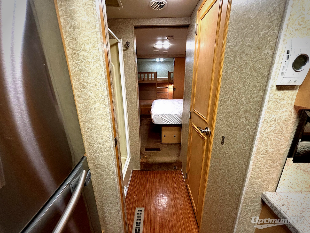 2007 Newmar Kountry Star KSCA 3762 Photo 16