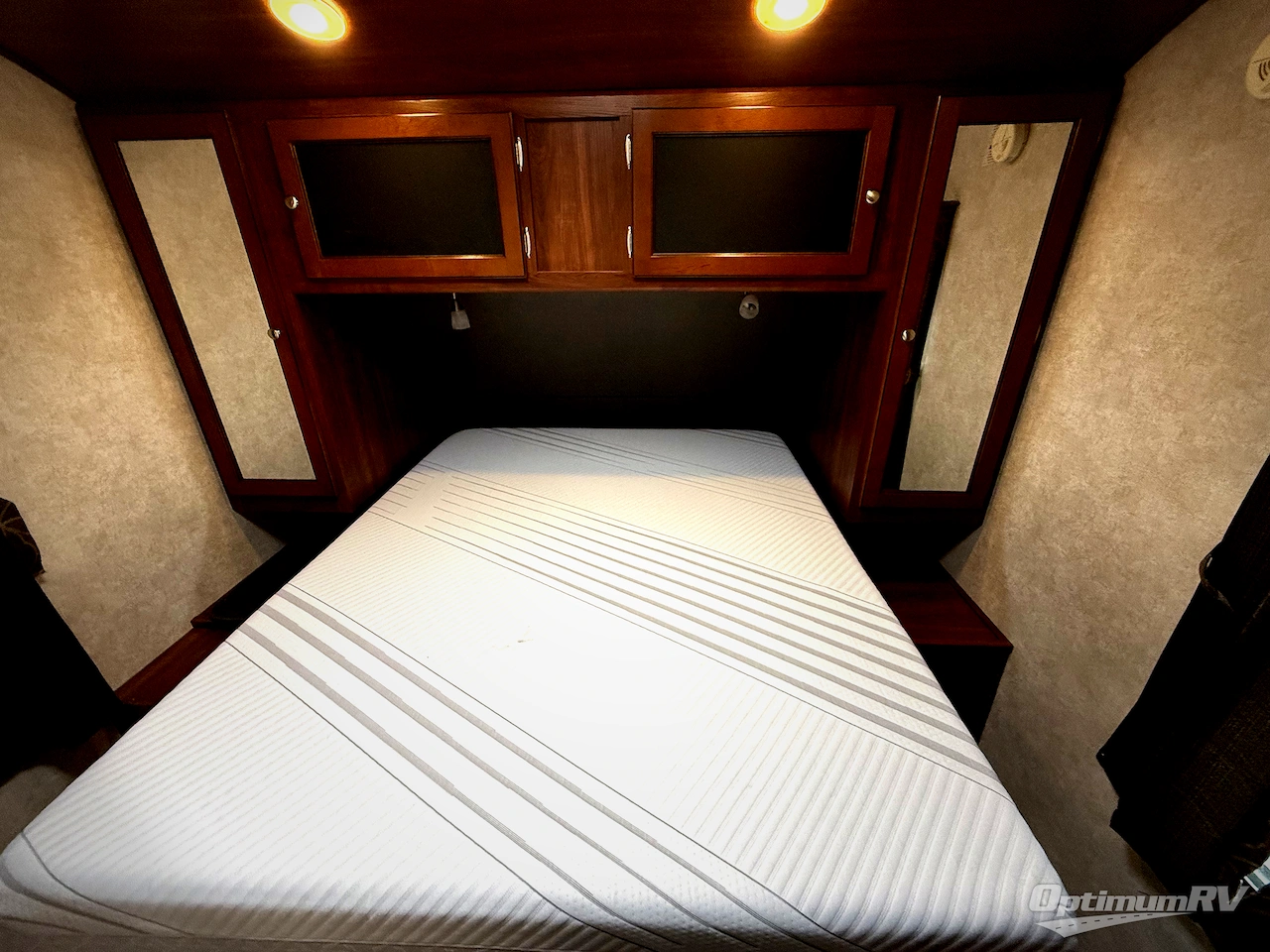 2015 Keystone Premier Ultra Lite 34BHPR Photo 9