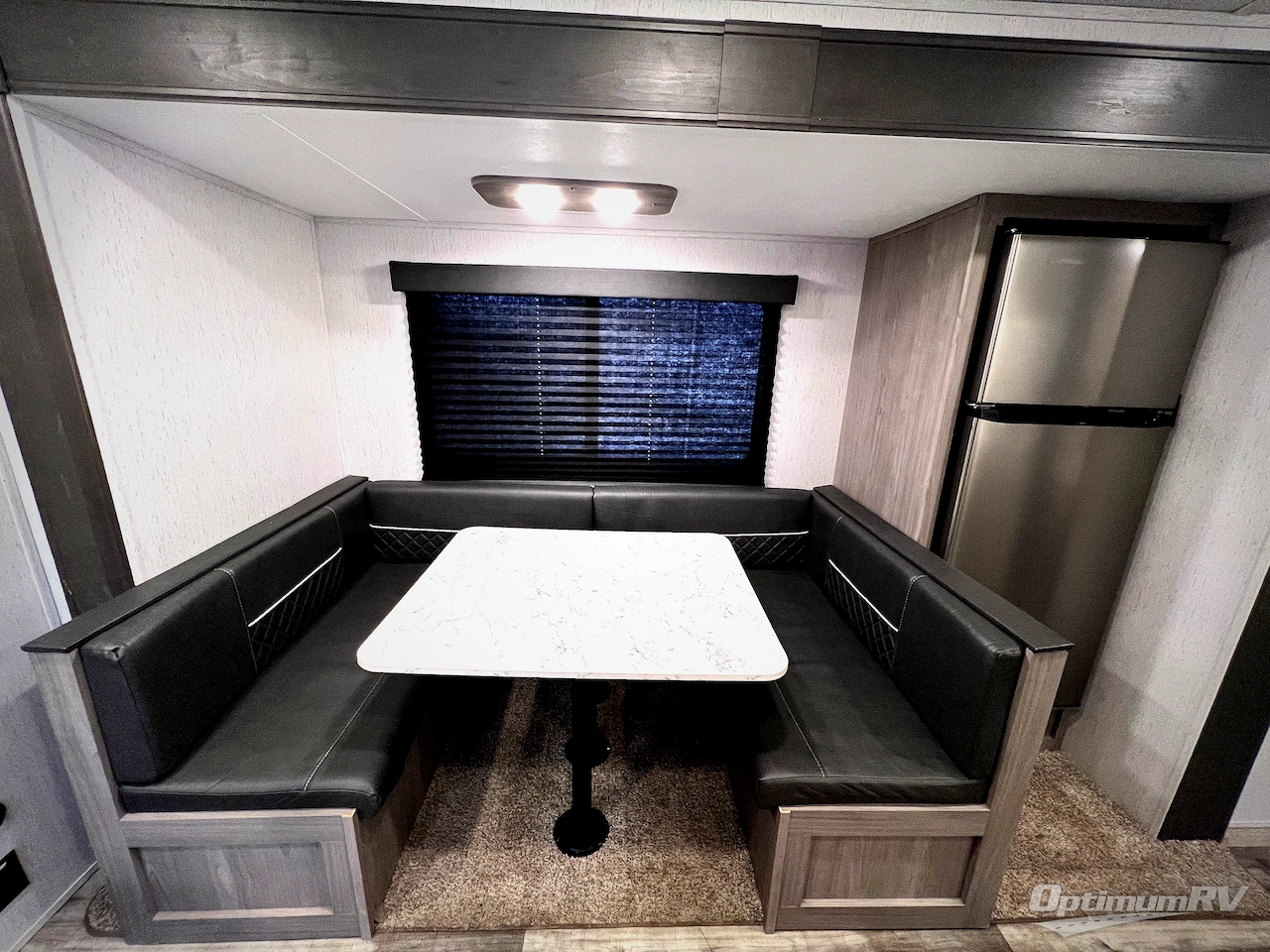 2022 Dutchmen Coleman Lantern Series 242BH Photo 17