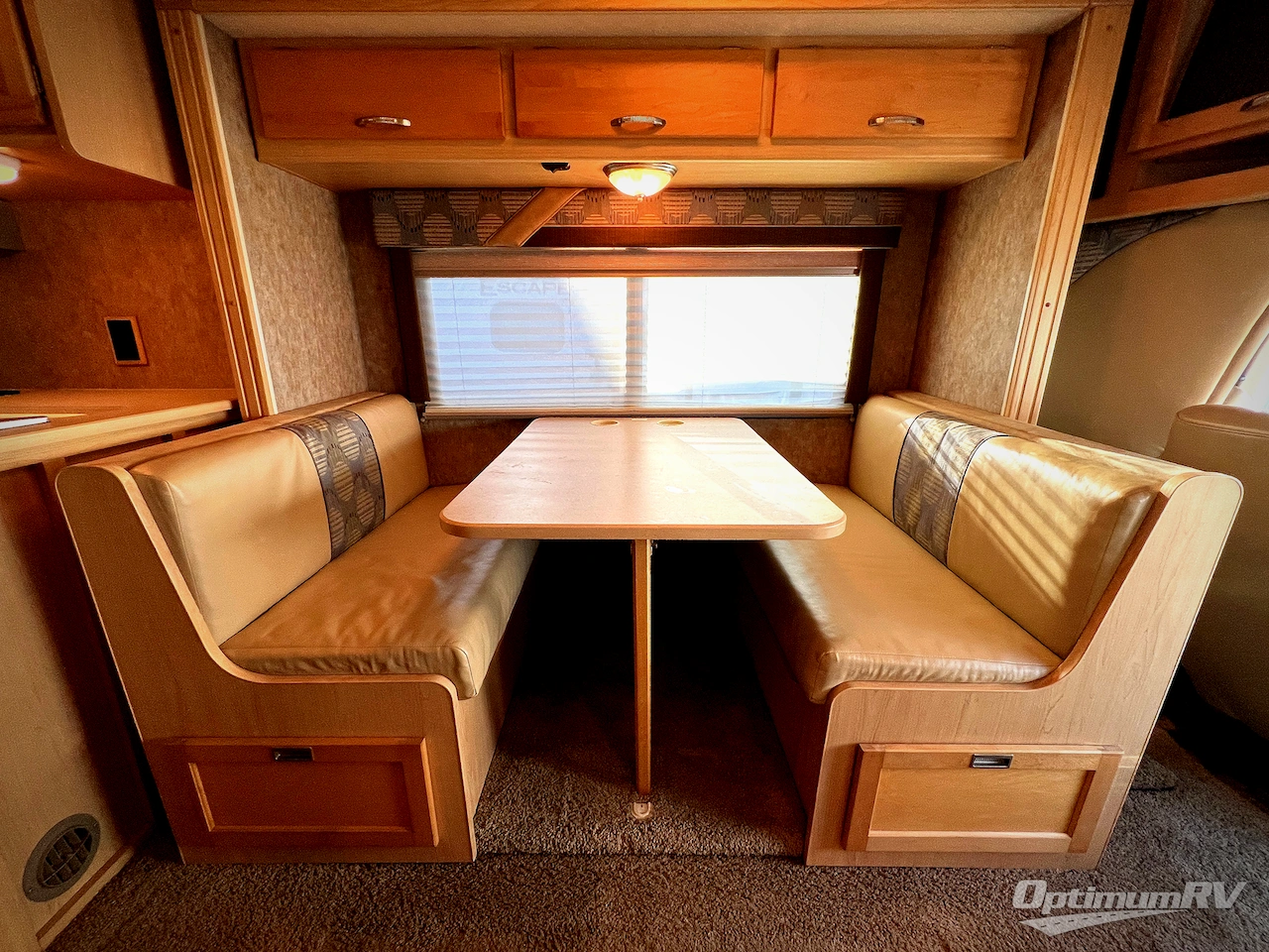 2006 Itasca Cambria 29H Photo 8