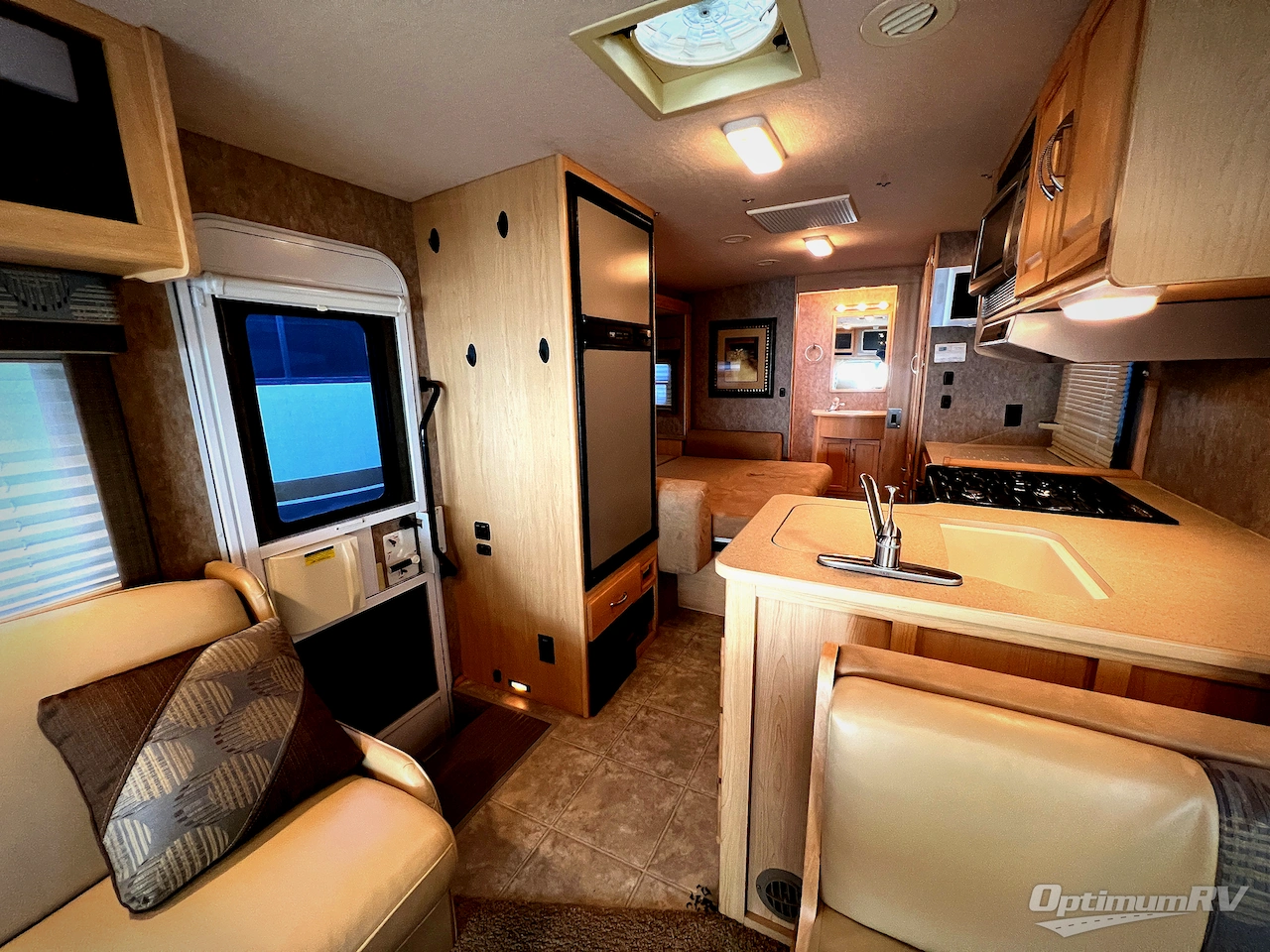 2006 Itasca Cambria 29H Photo 11