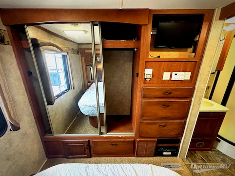 2009 Jayco Seneca HD 35GS RV Photo 3
