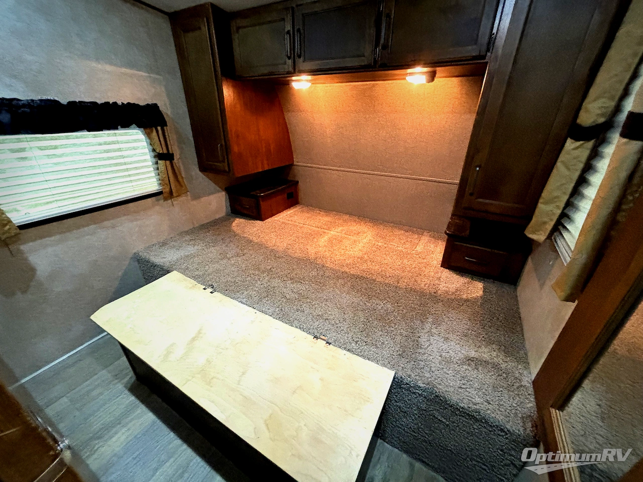 2016 Keystone Carbon 31 Photo 8