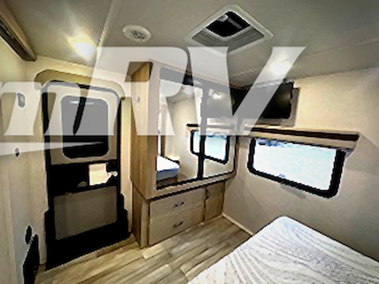 2024 Forest River Rockwood Mini Lite 2516S Photo 13