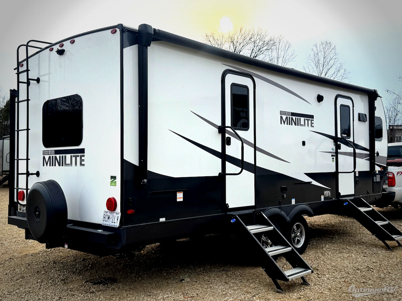 2024 Forest River Rockwood Mini Lite 2516S Photo 2