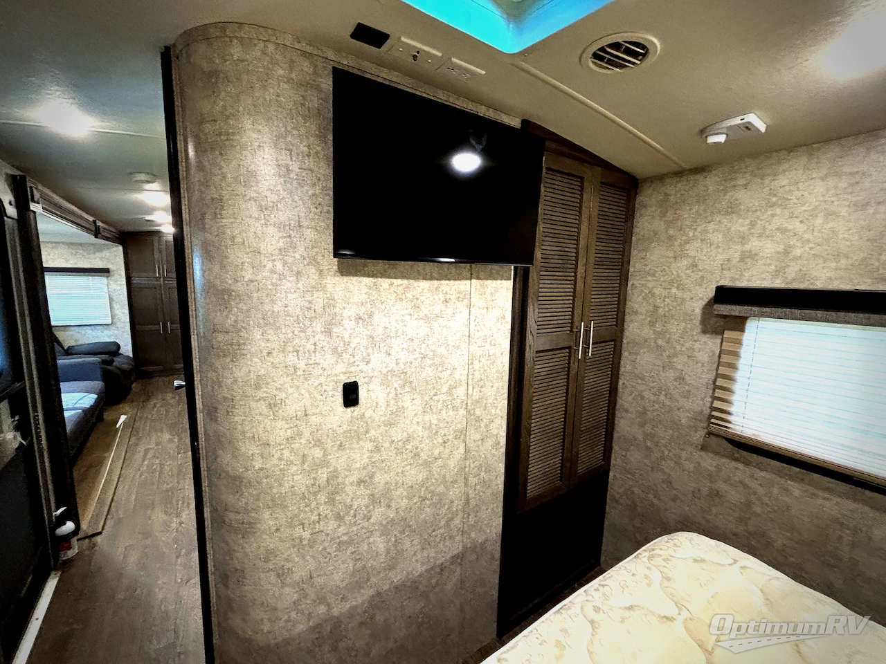 2019 Highland Ridge Open Range Light LT312BHS Photo 9