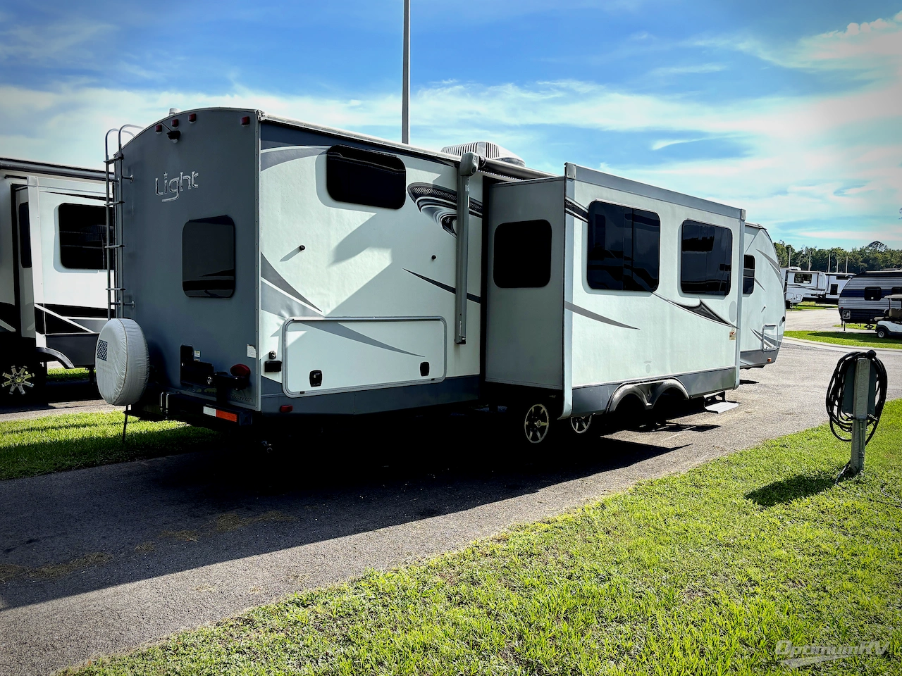 2019 Highland Ridge Open Range Light LT312BHS Photo 2