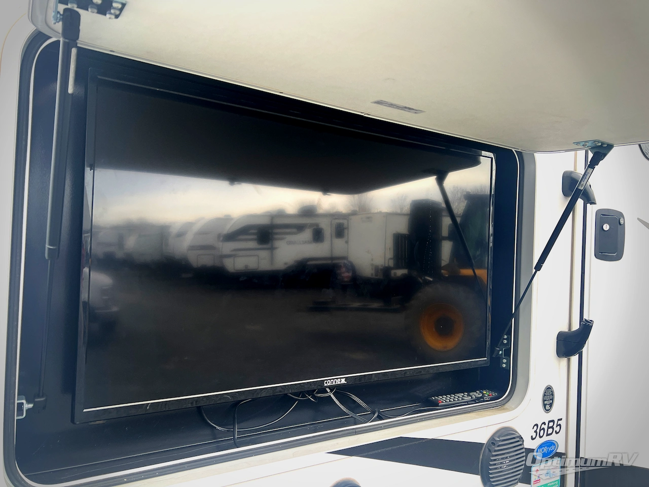 2023 Forest River Georgetown 5 Series 36B5 Photo 28