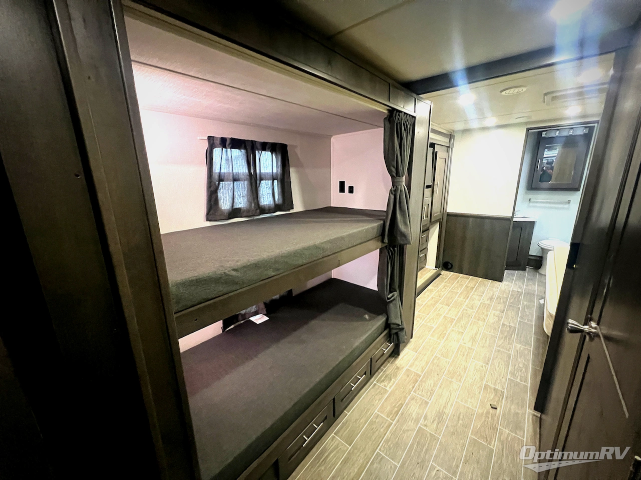 2023 Forest River Georgetown 5 Series 36B5 Photo 15