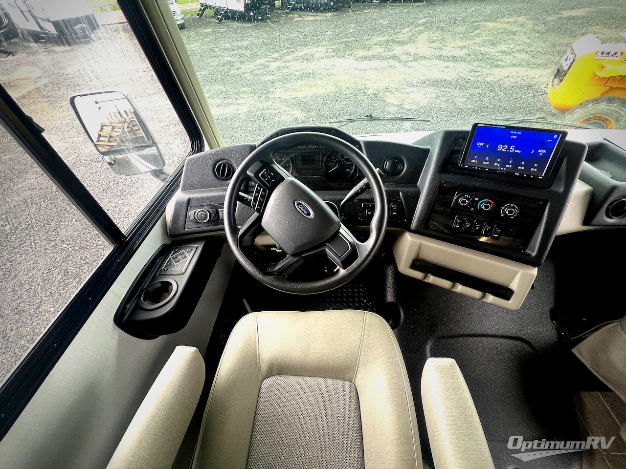 2023 Forest River Georgetown 5 Series 36B5 Photo 5