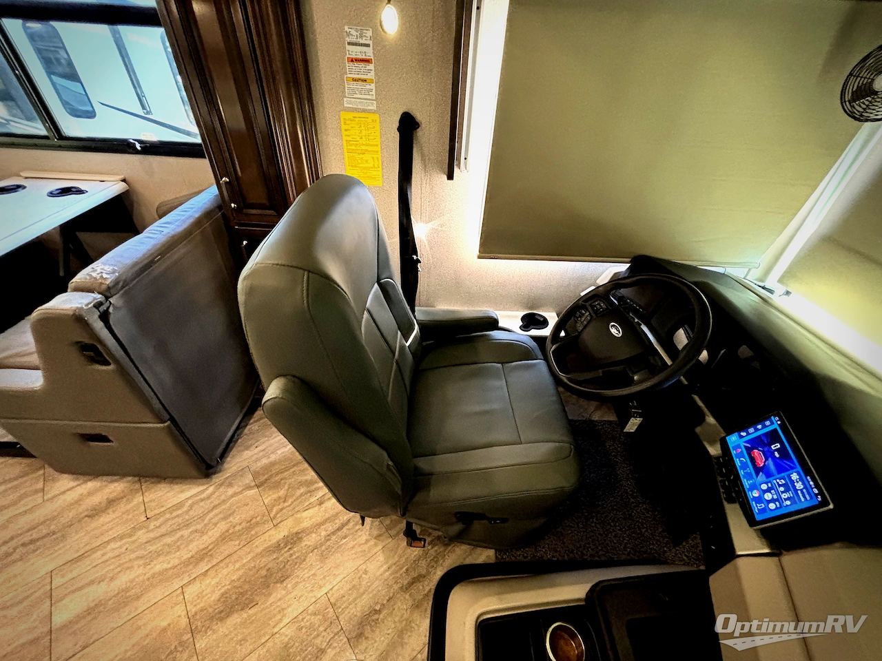 2021 Fleetwood Southwind 37F Photo 7