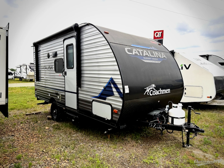 2023 Coachmen Catalina Summit Series 7 164BH RV Photo 1