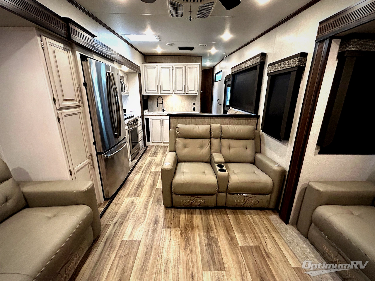 2021 KZ Durango D326RLT Photo 5