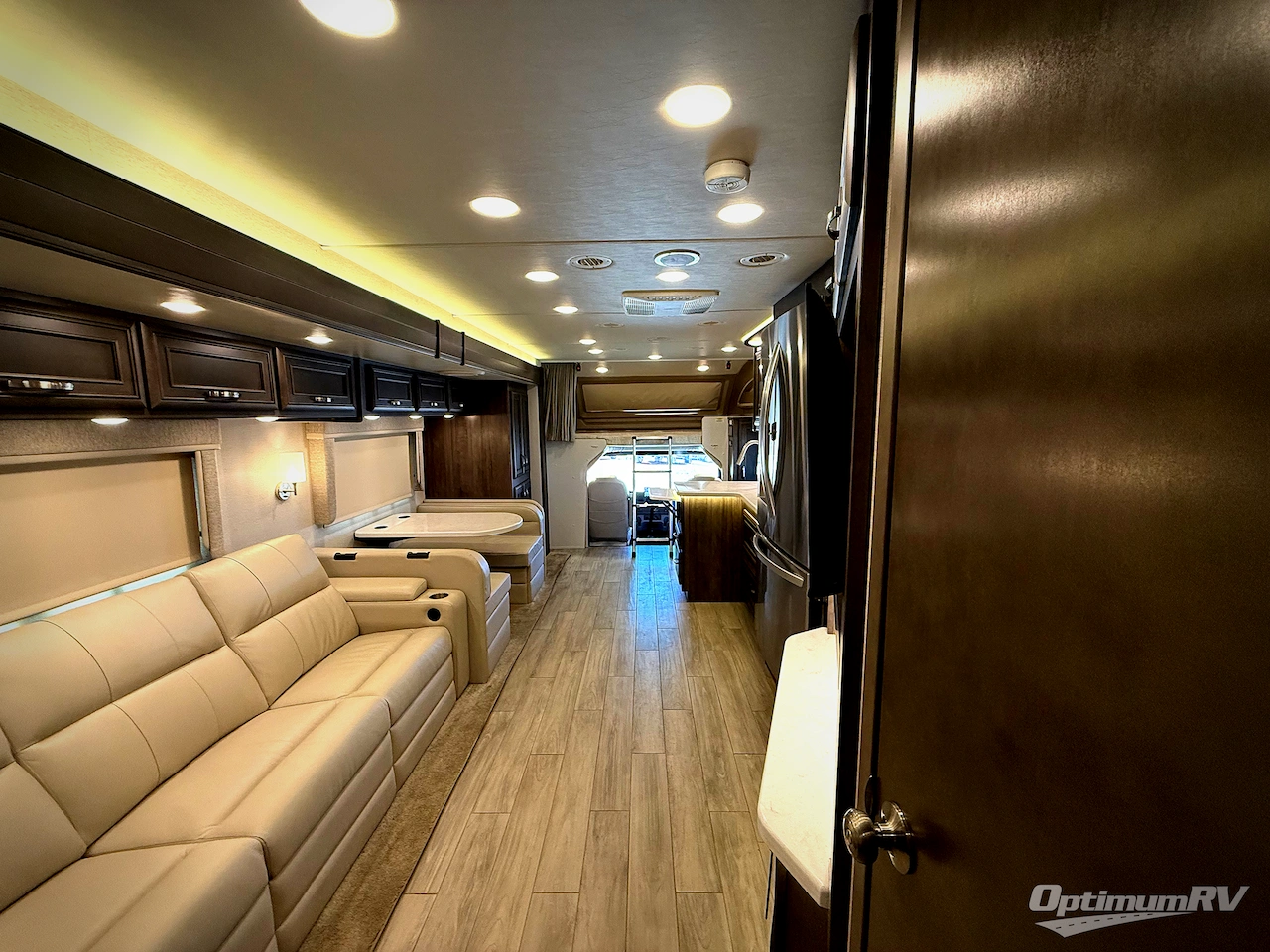 2023 Entegra ACCOLADE XL 37K Photo 6