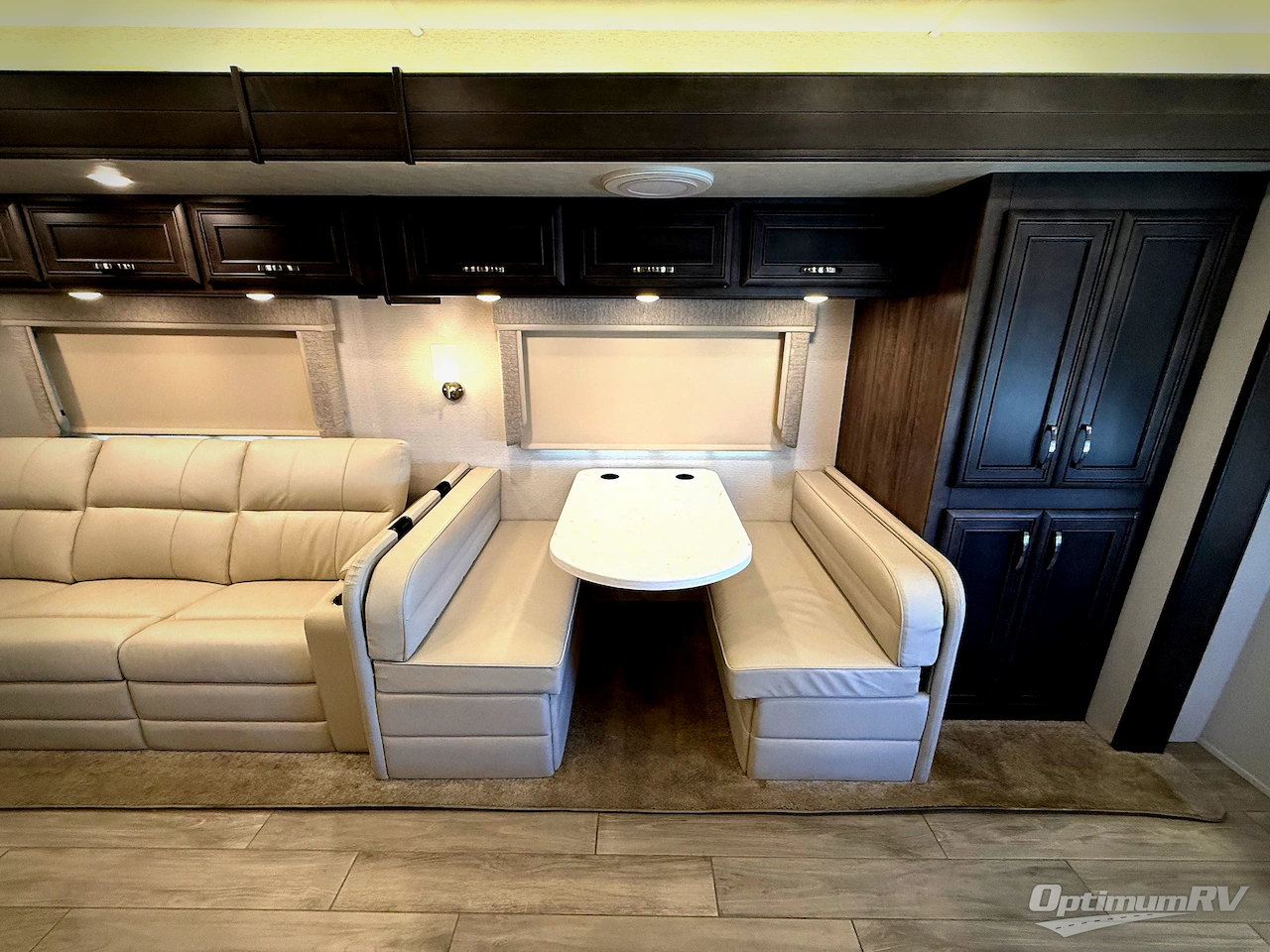 2023 Entegra ACCOLADE XL 37K Photo 13